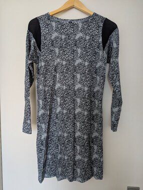 Merino mini dress US 8 (NZ 12 label) Gray and Black